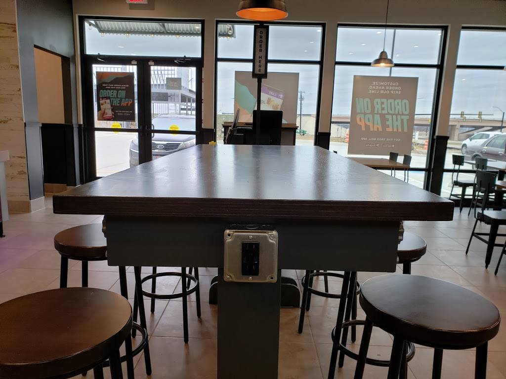 Taco Bell | meal takeaway | 5501 Sycamore School Rd, Fort Worth, TX 76123, USA | 8174238144 OR +1 817-423-8144