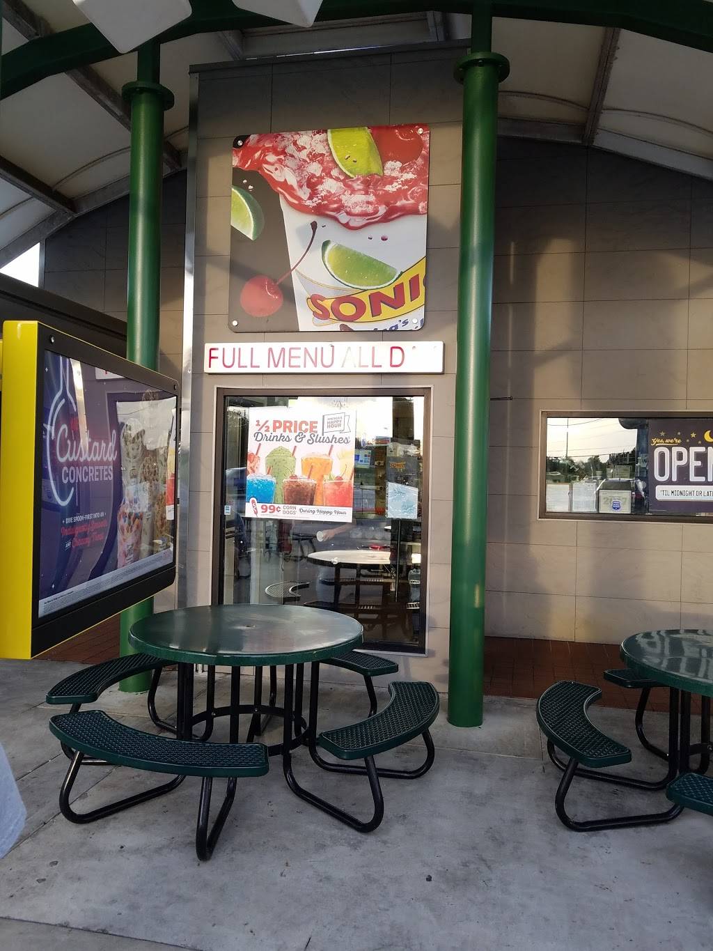 Sonic Drive-In | restaurant | 1375 Hwy 138 SE, Conyers, GA 30013, USA | 7704838147 OR +1 770-483-8147