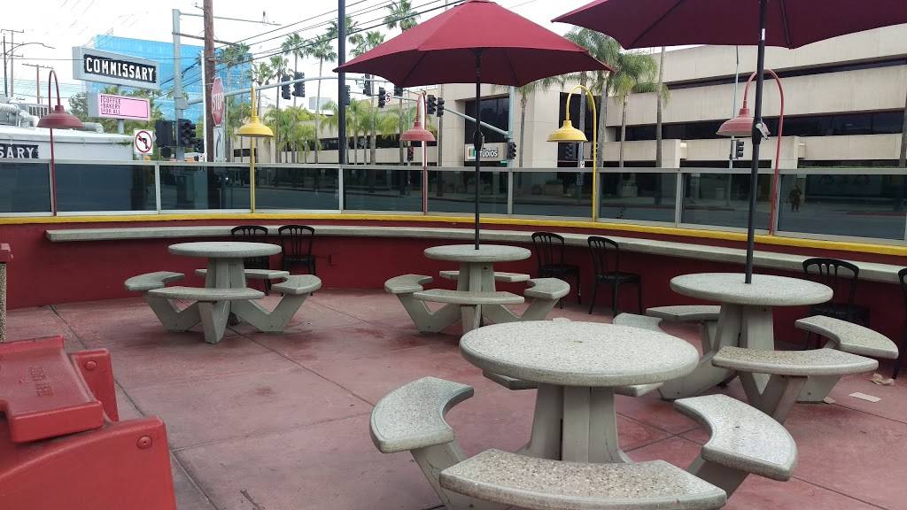 Wienerschnitzel | restaurant | 3203 W Alameda, Burbank, CA 91505, USA | 8188411917 OR +1 818-841-1917