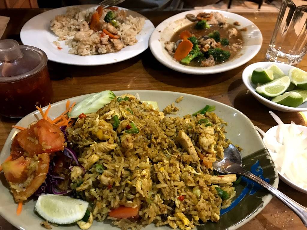 Golden Thai | restaurant | 1509 W Taylor St # 1, Chicago, IL 60607, USA | 3127330760 OR +1 312-733-0760