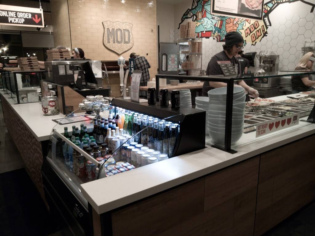 MOD Pizza | restaurant | 4938 Thompson Pkwy, Johnstown, CO 80534, USA | 9706673762 OR +1 970-667-3762