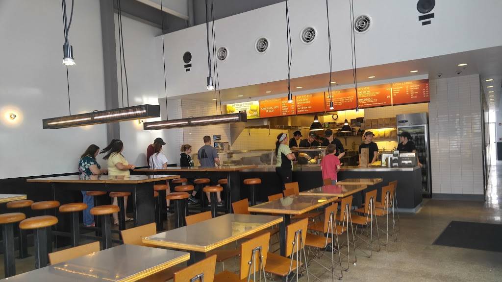 Chipotle Mexican Grill | restaurant | 2042 Portage Trail, Cuyahoga Falls, OH 44223, USA | 3309228206 OR +1 330-922-8206