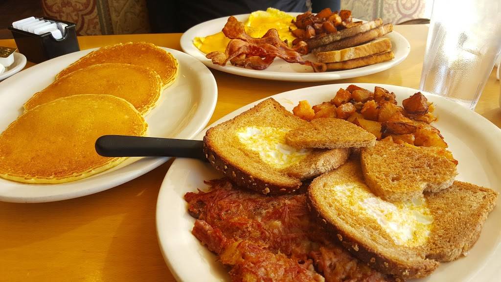 Cyndias | cafe | 169 Union Blvd, Totowa, NJ 07512, USA | 9739257778 OR +1 973-925-7778