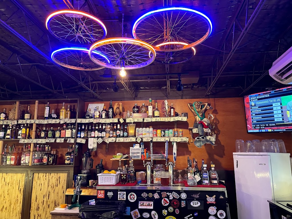 Ellie Maes Tiki Bar | restaurant | 116 Jackson Ave, Cape Canaveral, FL 32920, USA | 3216135870 OR +1 321-613-5870