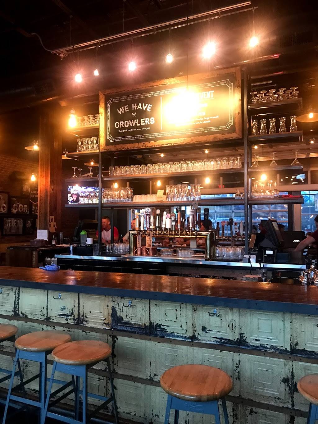 Blatt Beer & Table | restaurant | 610 N 12th St, Omaha, NE 68102, USA | 4027188822 OR +1 402-718-8822