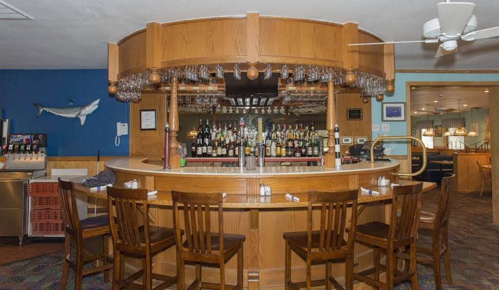 Millers Seafood & Steak House | restaurant | 1520 S Virginia Dare Trail, Kill Devil Hills, NC 27948, USA | 2524417674 OR +1 252-441-7674