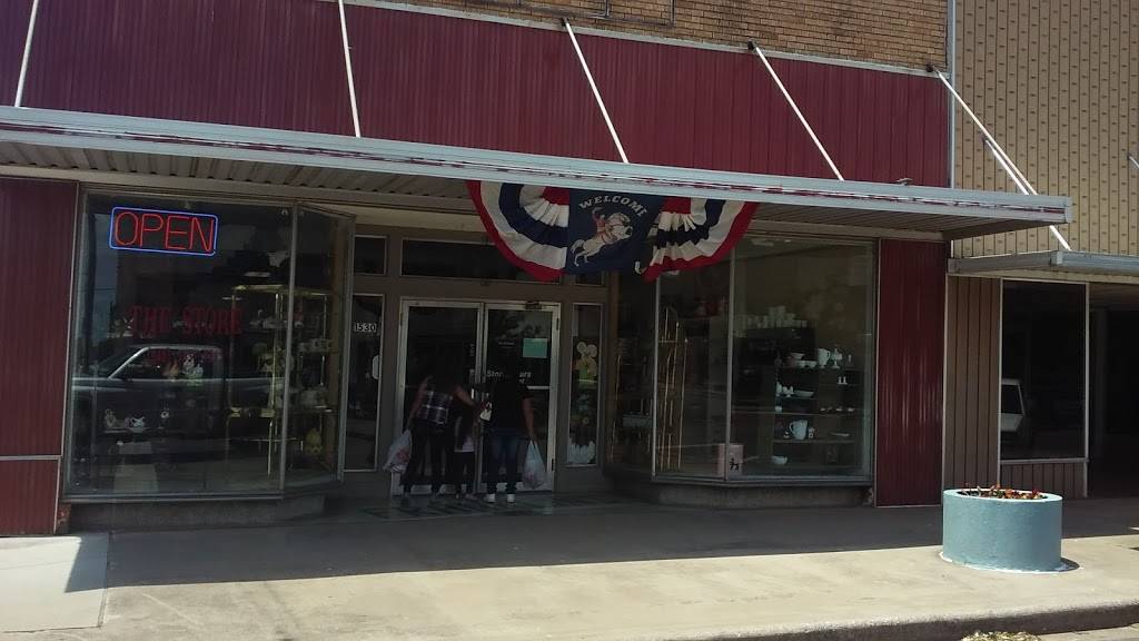 The Store | restaurant | 814 Gravier St, New Orleans, LA 70112, USA | 5043222446 OR +1 504-322-2446