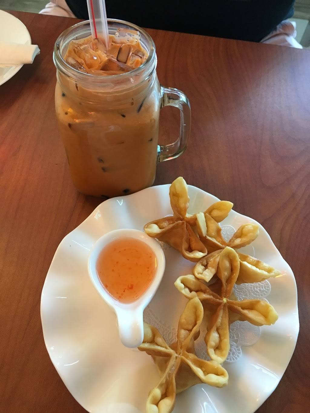 Veggie Thai Cafe | restaurant | 3690 E Bay Dr ste h, Largo, FL 33771, USA | 7277244969 OR +1 727-724-4969