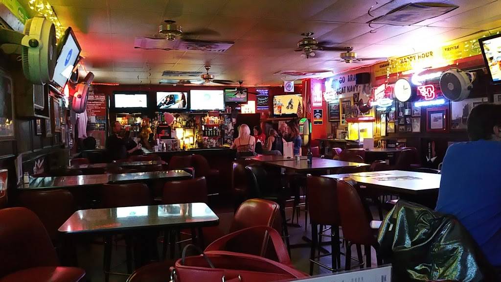 Red Carpet Tavern | restaurant | 3301 Wayne Ave, Dayton, OH 45420, USA | 9372589521 OR +1 937-258-9521