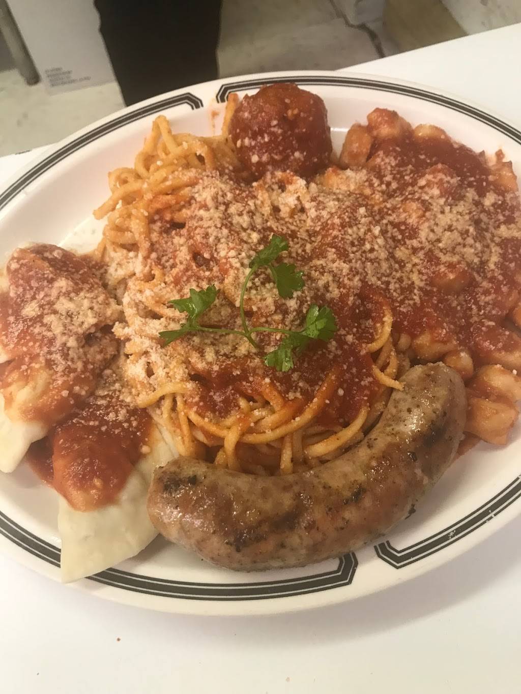 Alices Supper Club | restaurant | 402 W Adams St, Iron River, MI 49935, USA | 9062654764 OR +1 906-265-4764