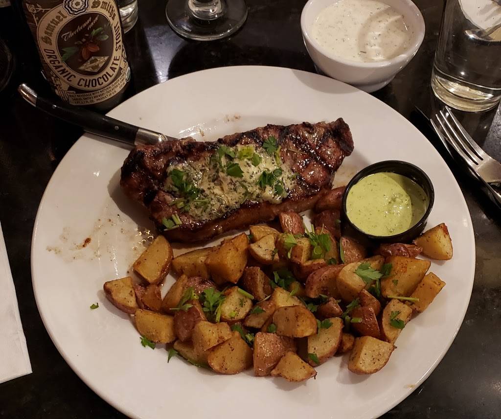 Tracys Saloon & Eatery | restaurant | 2207 E Franklin Ave, Minneapolis, MN 55404, USA | 6123321865 OR +1 612-332-1865