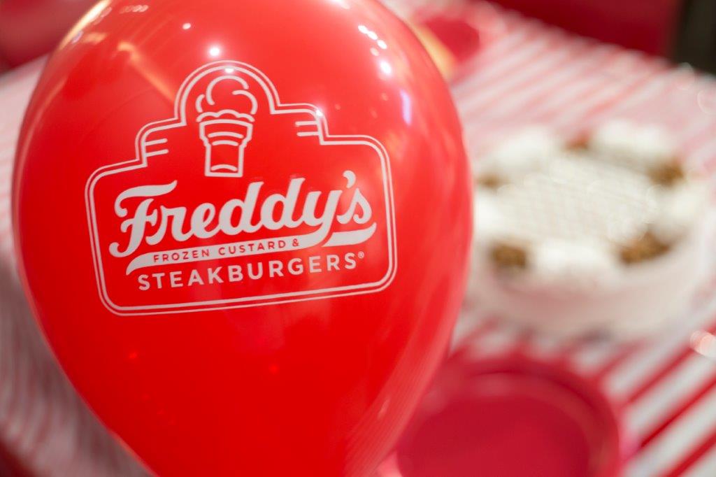 Freddy’s Frozen Custard & Steakburgers | restaurant | 5570 Belleville Crossing St, Belleville, IL 62226, USA | 6187462856 OR +1 618-746-2856