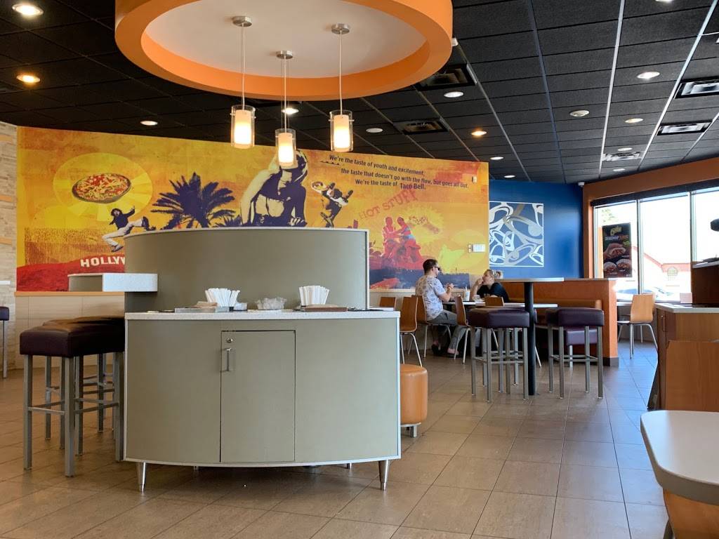 Taco Bell | meal takeaway | 1326 Simcoe St N, Oshawa, ON L1G 4X4, Canada | 9057259775 OR +1 905-725-9775