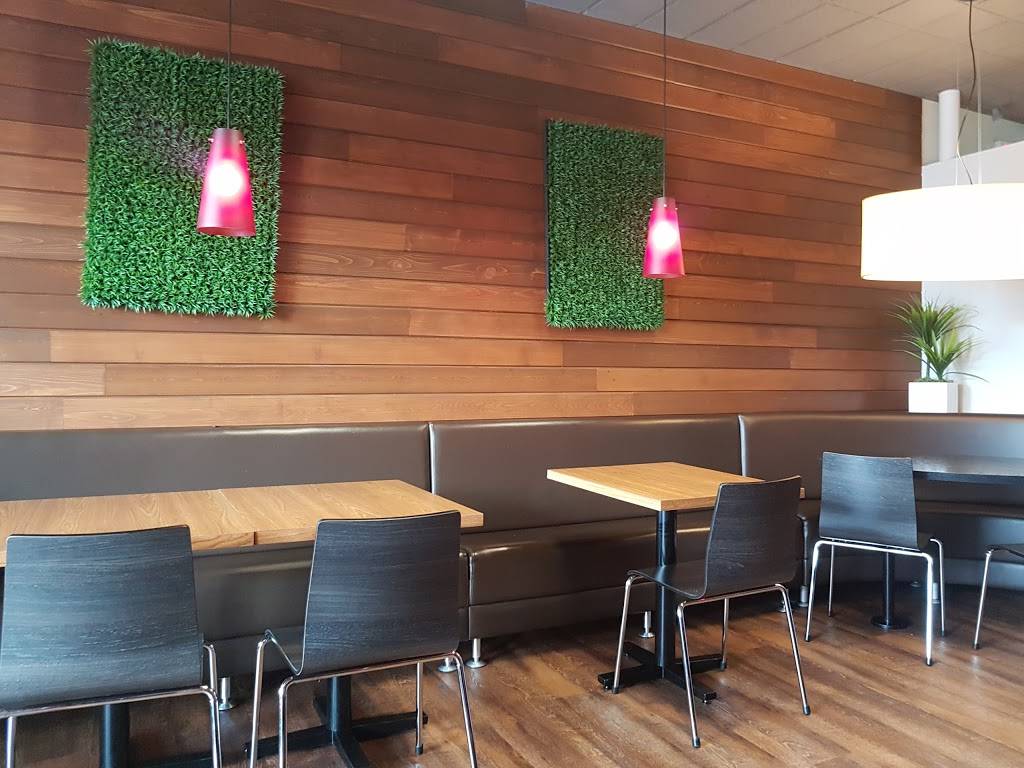 Benny&Co. Fabreville | restaurant | 3700 Boulevard Dagenais O, Laval, QC H7P 1W1, Canada | 4506222204 OR +1 450-622-2204