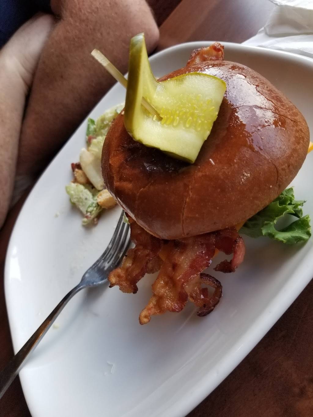 Boston Pizza | restaurant | 3090 Wonderland Rd S, London, ON N6L 1A6, Canada | 5194725001 OR +1 519-472-5001