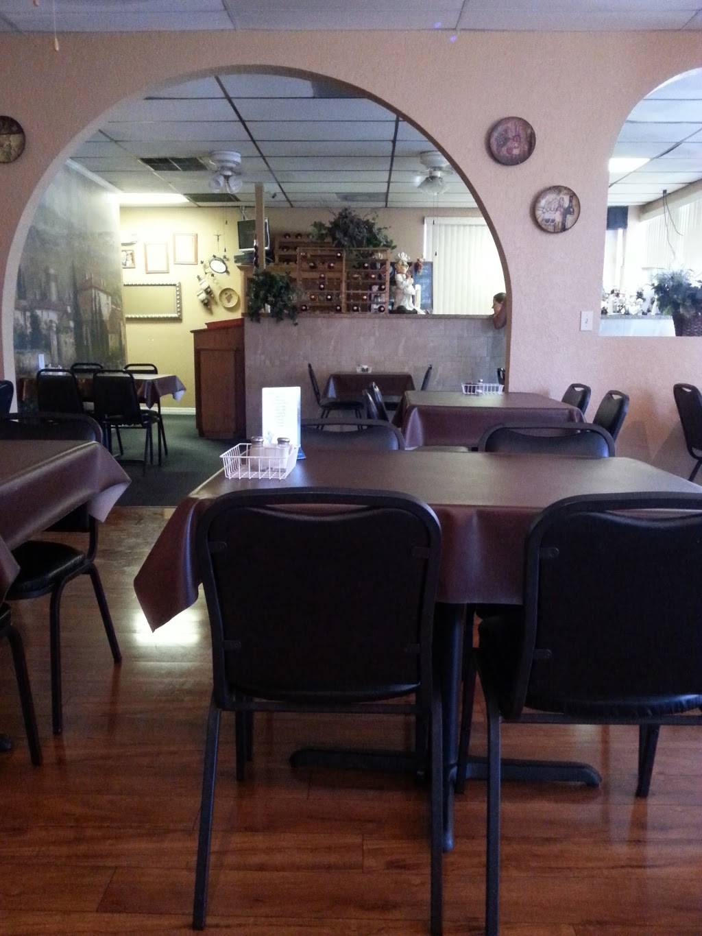 Gennaros Pizza | restaurant | 7375 Commercial Way, Weeki Wachee, FL 34613, USA | 3528357903 OR +1 352-835-7903