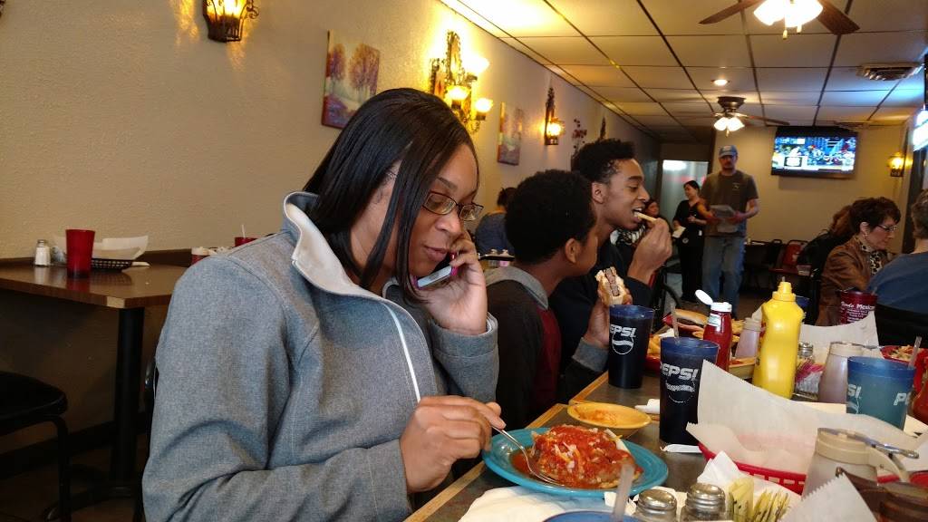 El Chile Verde | restaurant | 119 W Harvey Ave, Wellington, KS 67152, USA | 6204405008 OR +1 620-440-5008