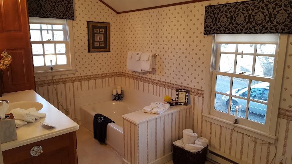 Ellis Sanders House | restaurant | 1285 Sidney St, Nauvoo, IL 62354, USA | 2174532444 OR +1 217-453-2444