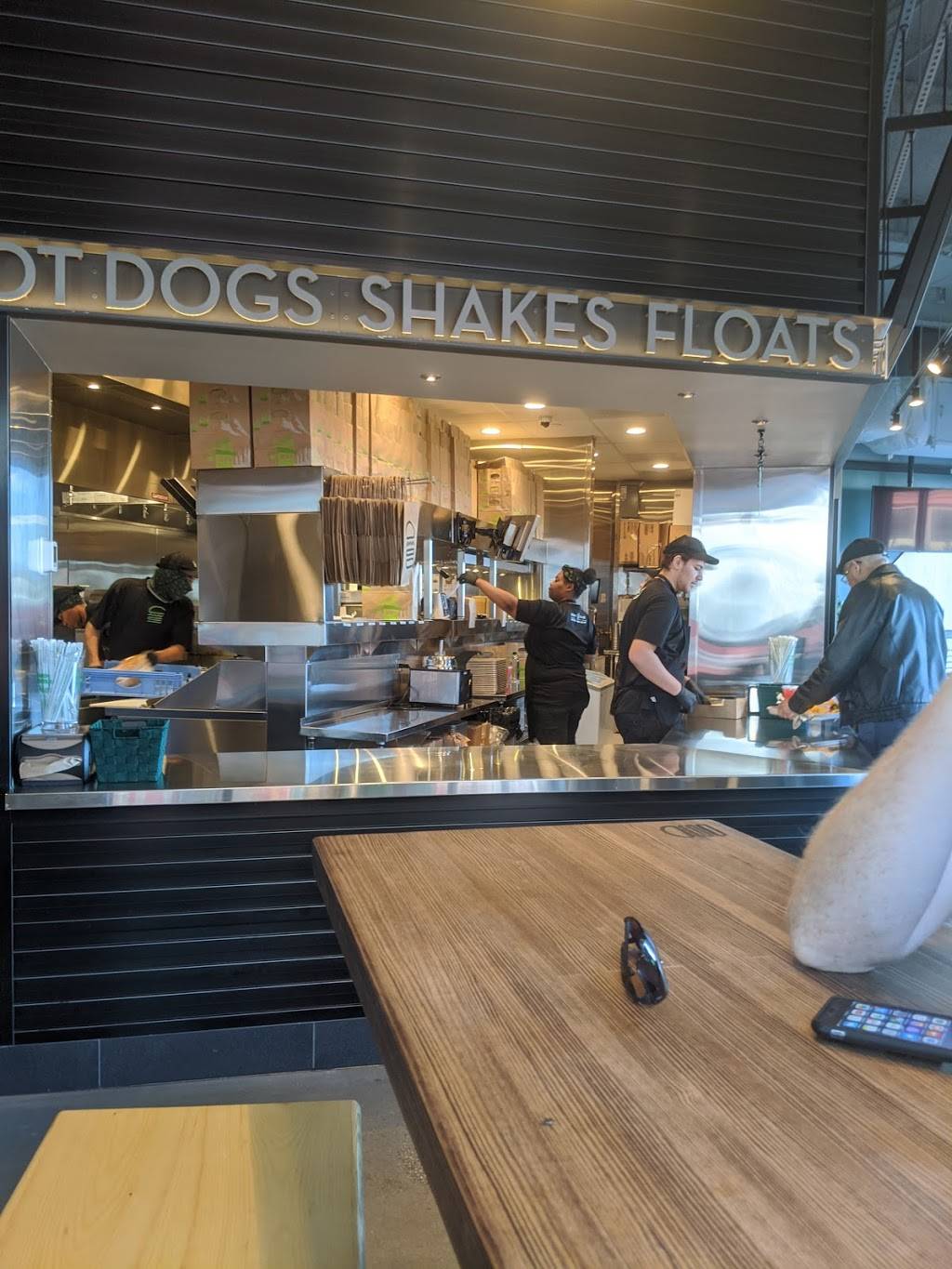 Shake Shack | restaurant | 106 Arsenal Yards Blvd, Watertown, MA 02472, USA | 6175054716 OR +1 617-505-4716
