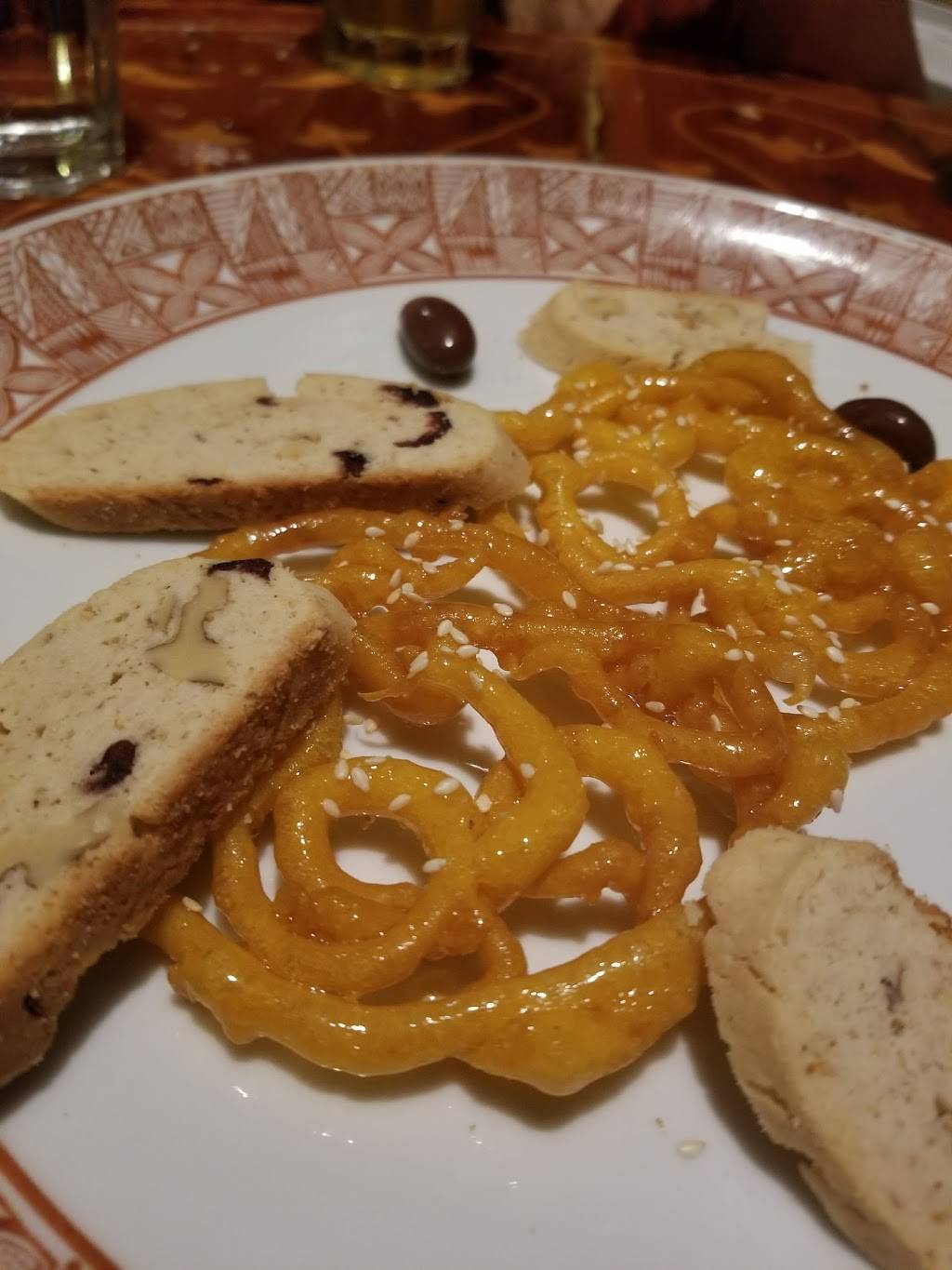 Casablanca Restaurant | restaurant | 19 Hoolai St, Kailua, HI 96734, USA | 8082628196 OR +1 808-262-8196