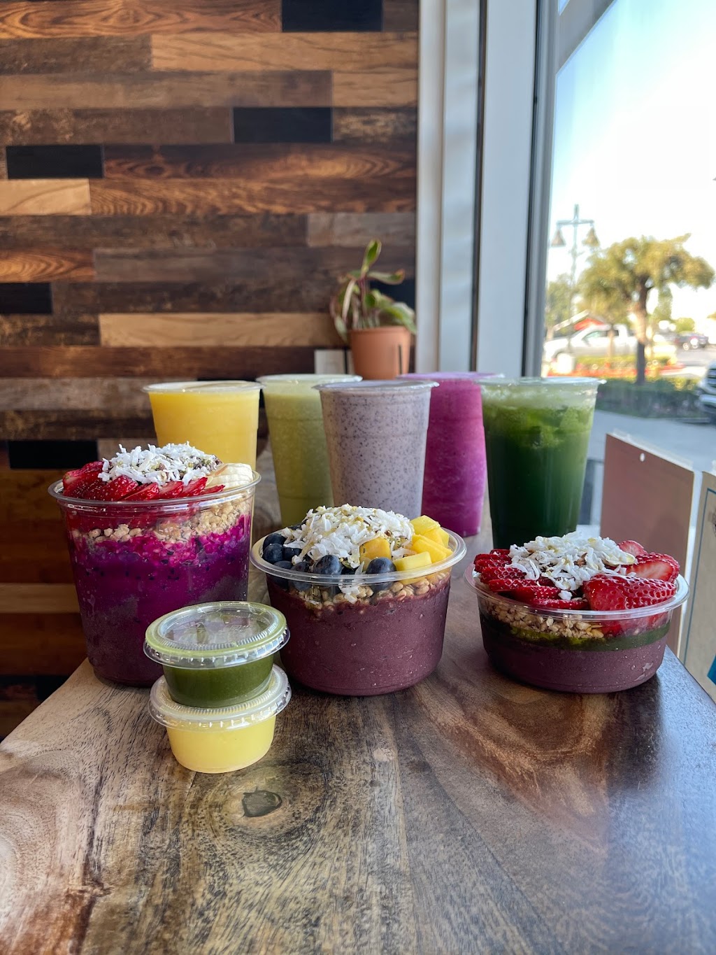 Juice n Bowls | restaurant | 651 S Grand Ave Unit 104, Glendora, CA 91740, USA | 6268520605 OR +1 626-852-0605