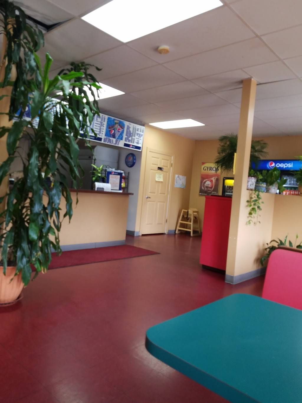 South Main Pizza | restaurant | 359 Main St, Farmington, NH 03835, USA | 6037559911 OR +1 603-755-9911