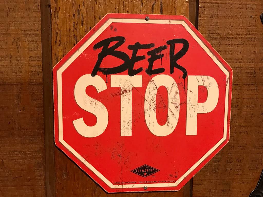 Shadows Lounge | restaurant | 890 US-1, Vero Beach, FL 32960, USA | 7725678885 OR +1 772-567-8885