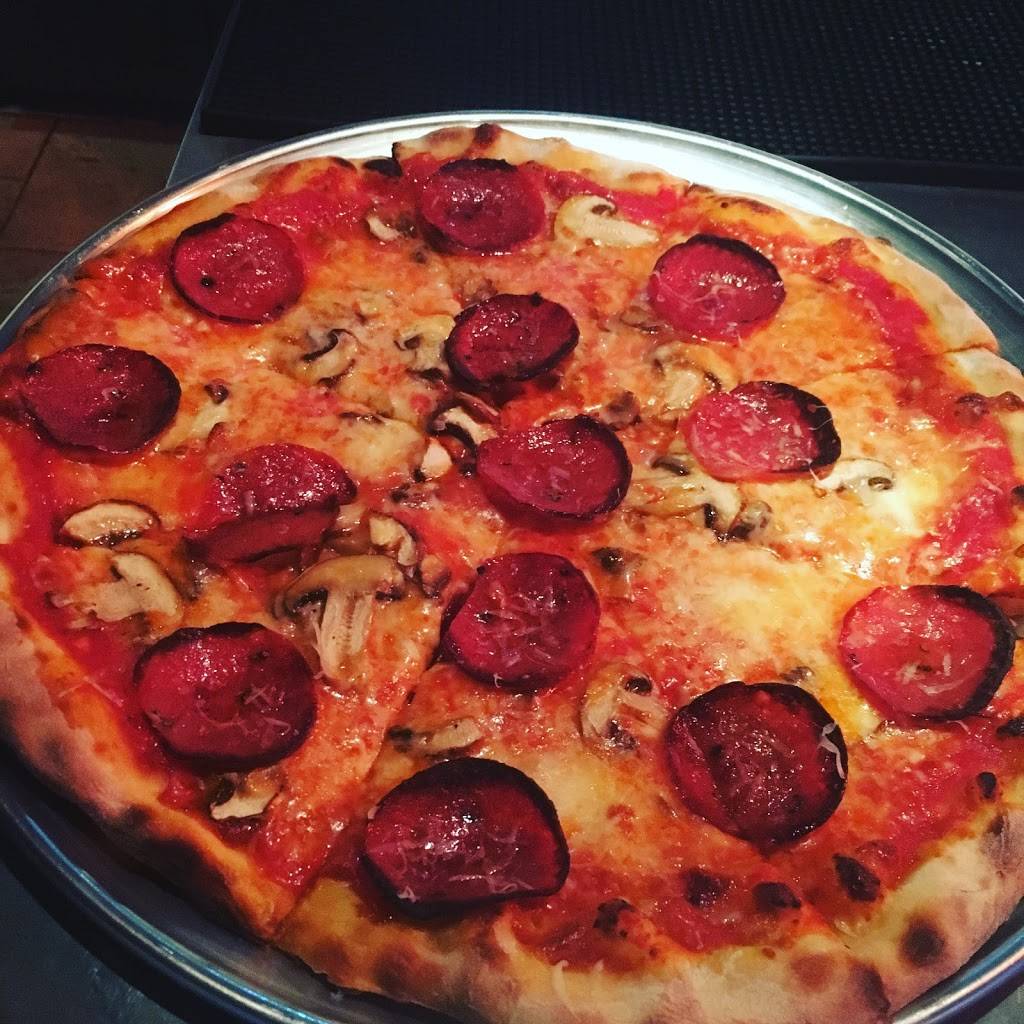 TangleTown Public House | restaurant | 2106 N 55th St, Seattle, WA 98103, USA | 2064666340 OR +1 206-466-6340