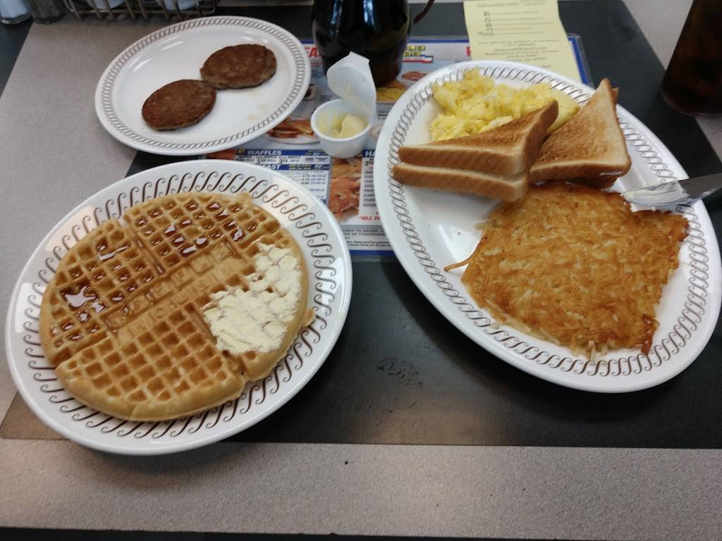 Waffle House | meal takeaway | 140 W Clayton St, Athens, GA 30601, USA | 7063532171 OR +1 706-353-2171