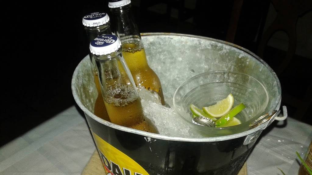 La Plasita Restaurant | restaurant | 7700 N Florida Ave, Tampa, FL 33604, USA | 8132310311 OR +1 813-231-0311