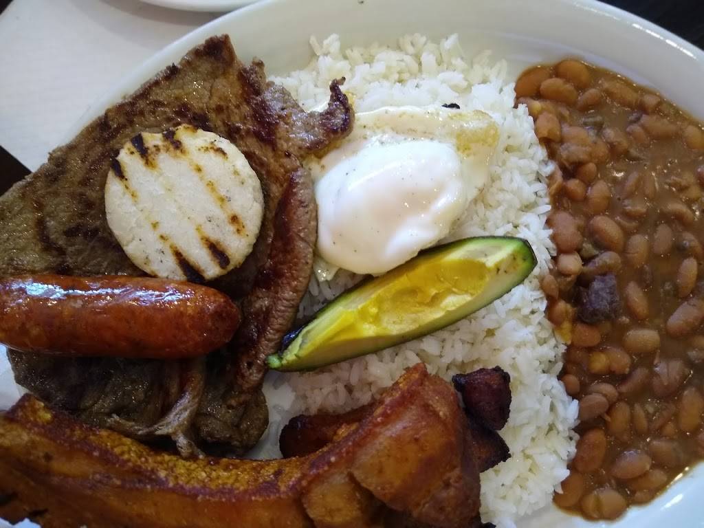 Mi Tierra Restaurant 2 | restaurant | 5793, 3209 Eastway Dr, Charlotte, NC 28205, USA | 7045039576 OR +1 704-503-9576