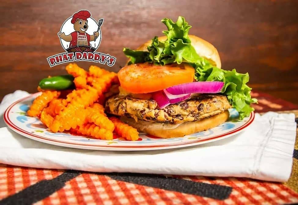 Phat Daddys | meal delivery | 3502 S Carrier Pkwy ste a, Grand Prairie, TX 75052, USA | 9722927328 OR +1 972-292-7328