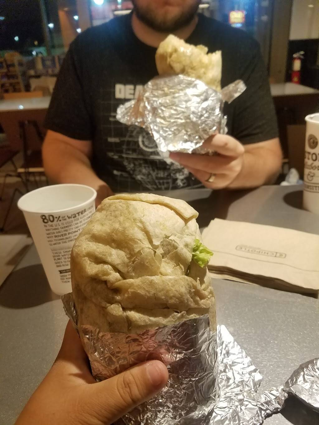 Chipotle Mexican Grill | restaurant | 5711 Xerxes Ave N Ste K, Brooklyn Center, MN 55430, USA | 7635601369 OR +1 763-560-1369