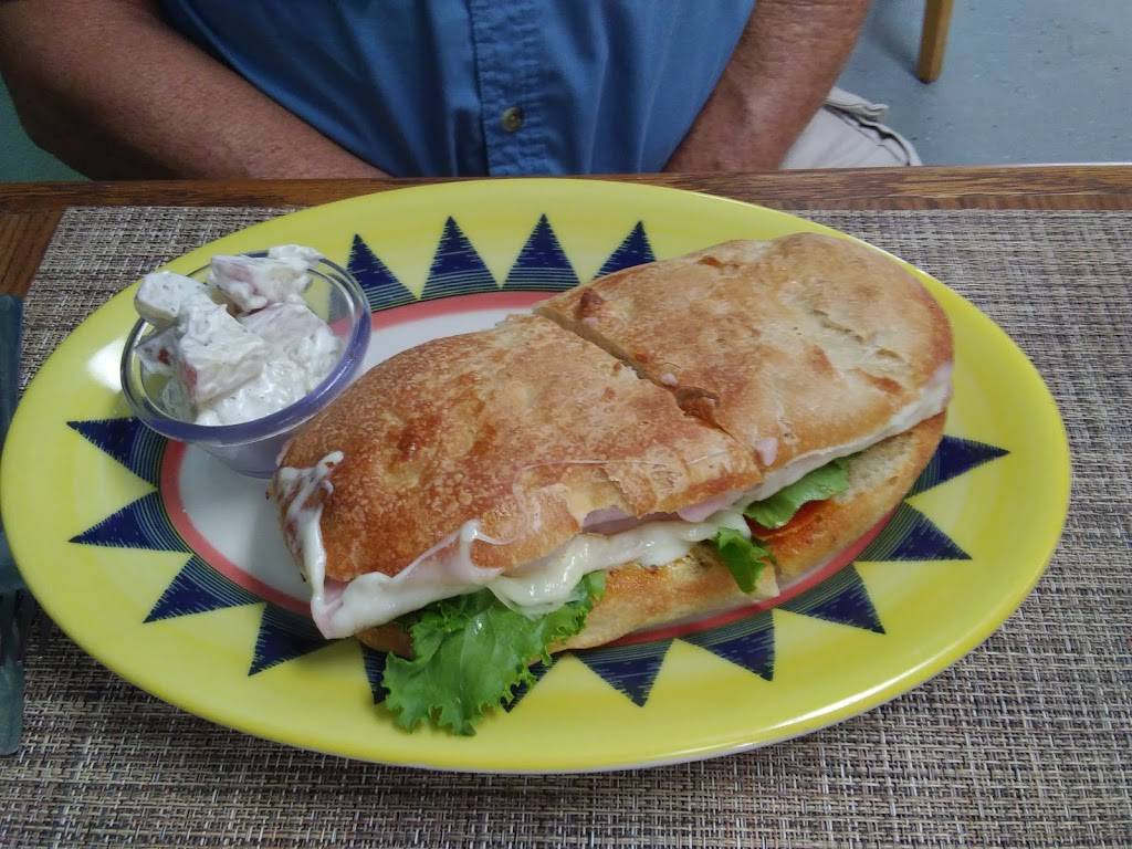 Elevations Pizza & Eats | restaurant | 228 NE Main St, Franklin, NC 28734, USA | 8283691359 OR +1 828-369-1359