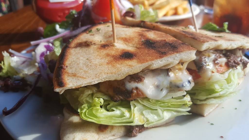 Georges Greek Cafe | restaurant | 135 Pine Ave, Long Beach, CA 90802, USA | 5624371184 OR +1 562-437-1184