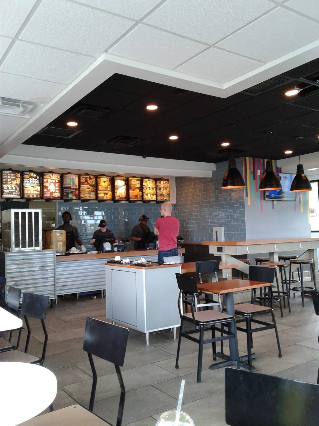 Taco Bell | meal takeaway | 2424 N Wickham Rd, Melbourne, FL 32935, USA | 3212531881 OR +1 321-253-1881