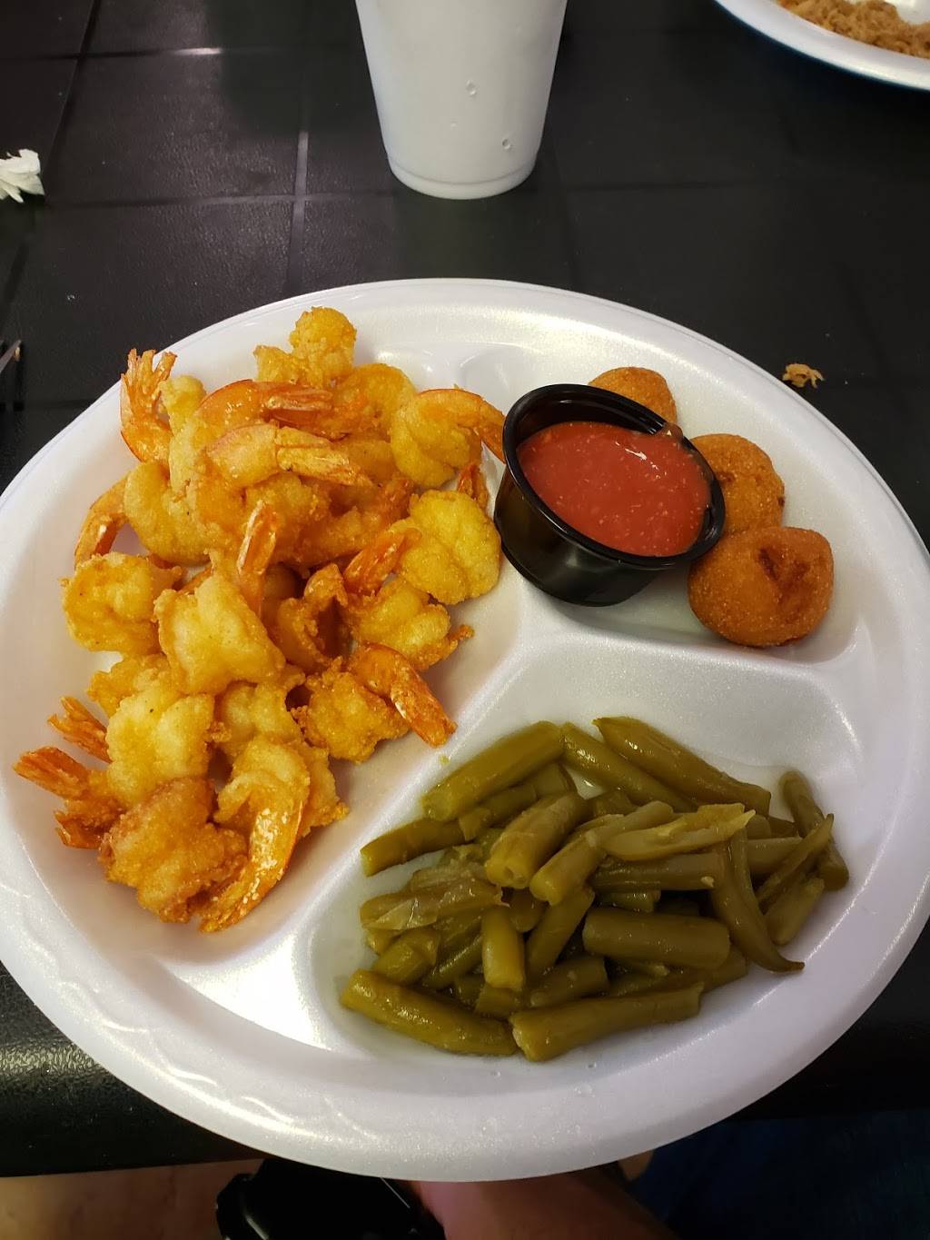 Frans Place | restaurant | 7445 Blythe Island Hwy, Brunswick, GA 31523, USA | 9122629663 OR +1 912-262-9663