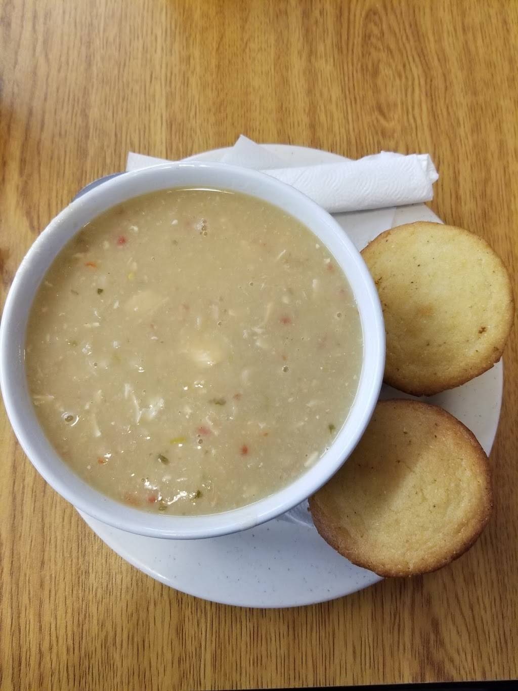 L E Clark Grocery | restaurant | 2645 Sullivan Gardens Pkwy, Kingsport, TN 37660, USA | 4233497674 OR +1 423-349-7674