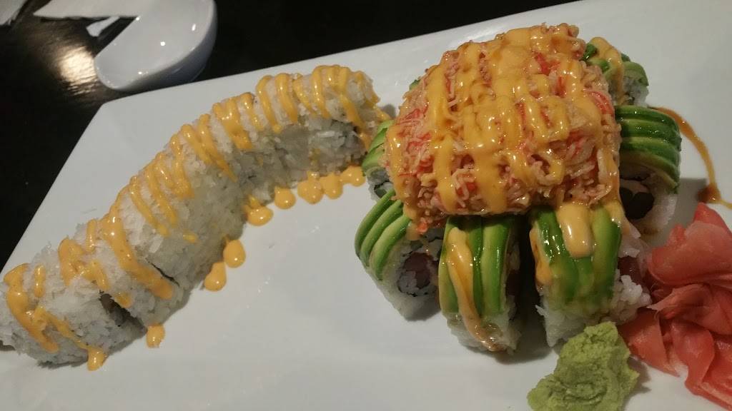 Sushi Maru | restaurant | 2020 W Brandon Blvd #160, Brandon, FL 33511, USA | 8136576278 OR +1 813-657-6278