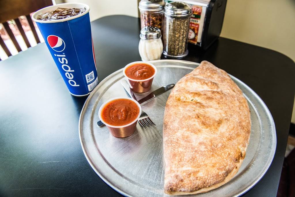 Italian Village Pizza | restaurant | 275 S Chickasaw Trail Ste 5, Orlando, FL 32825, USA | 4077378889 OR +1 407-737-8889