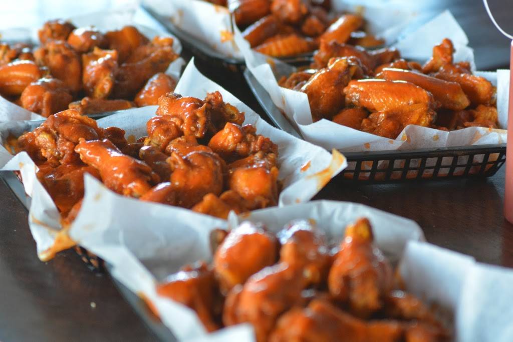 MudBums Sports Grill | restaurant | 231 Northgate Dr #400, McMinnville, TN 37110, USA | 9315072867 OR +1 931-507-2867