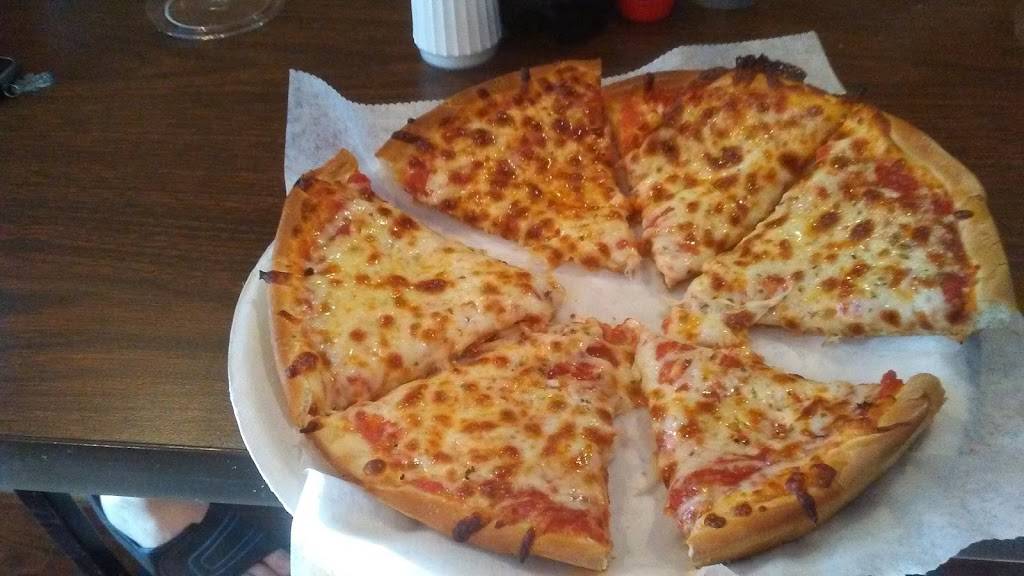 Sonnys Pizza Inc | restaurant | 146 Main St, Fairfield, ME 04937, USA | 2074537624 OR +1 207-453-7624