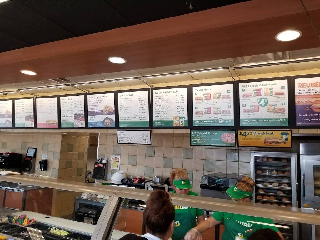 Subway Restaurants | restaurant | 615 N Fair Oaks Ave, Pasadena, CA 91103, USA | 6265778277 OR +1 626-577-8277