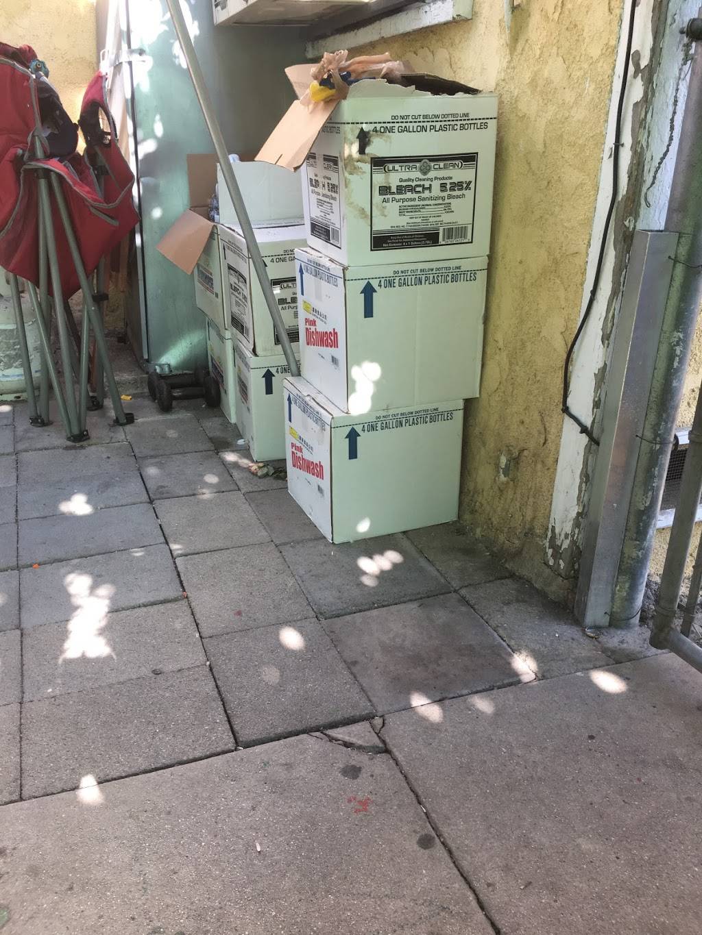 A&w cleaning services | restaurant | 327 W 68th St, Los Angeles, CA 90003, USA | 3233857990 OR +1 323-385-7990