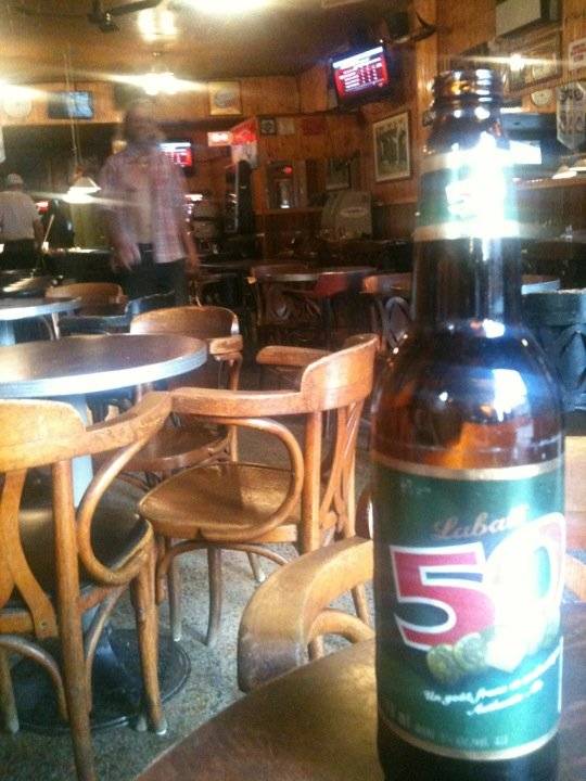 Davidson Taverne | restaurant | 3400 Rue Ontario E, Montréal, QC H1W 1P9, Canada | 5145214442 OR +1 514-521-4442