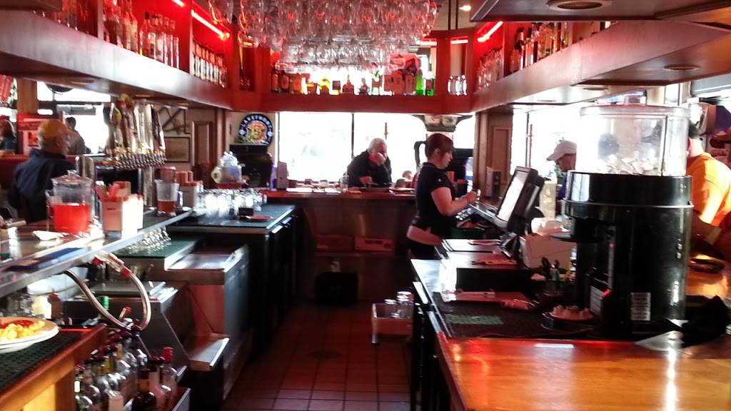 Charcoal Grill | restaurant | 1200 Port Washington Rd, Grafton, WI 53024, USA | 2623751700 OR +1 262-375-1700