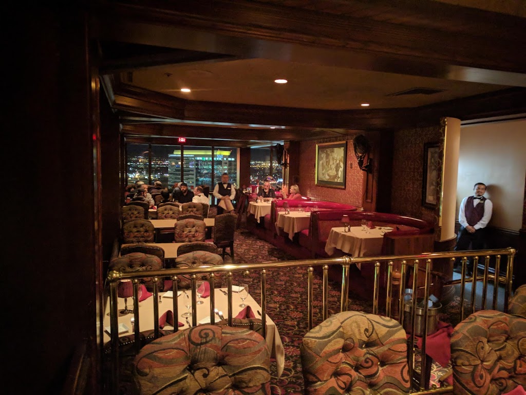Top Of Binions Steakhouse | restaurant | 128 e E Fremont St, Las Vegas, NV 89101, USA | 7023821600 OR +1 702-382-1600