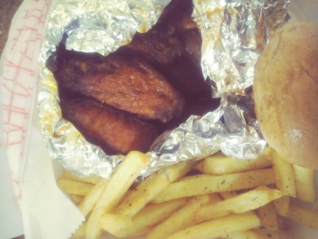 Sweetwater Express | restaurant | 15640 W McNichols Rd, Detroit, MI 48235, USA | 3132722500 OR +1 313-272-2500