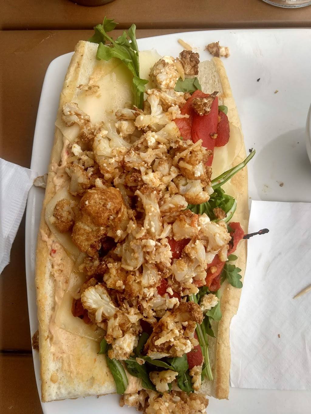 Silver Diner RIO | restaurant | 9811 Washingtonian Blvd Suite L-10, Gaithersburg, MD 20878, USA | 3013213530 OR +1 301-321-3530