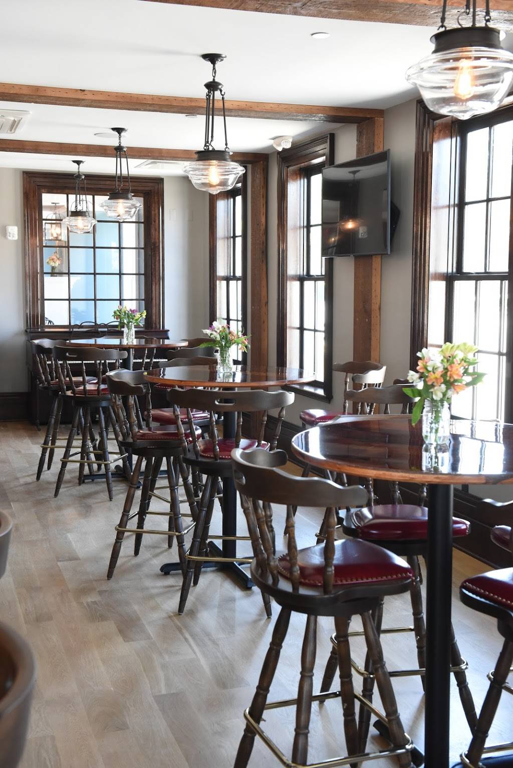 The Cadillac House | restaurant | 5502 Main St, Lexington, MI 48450, USA | 8103597201 OR +1 810-359-7201